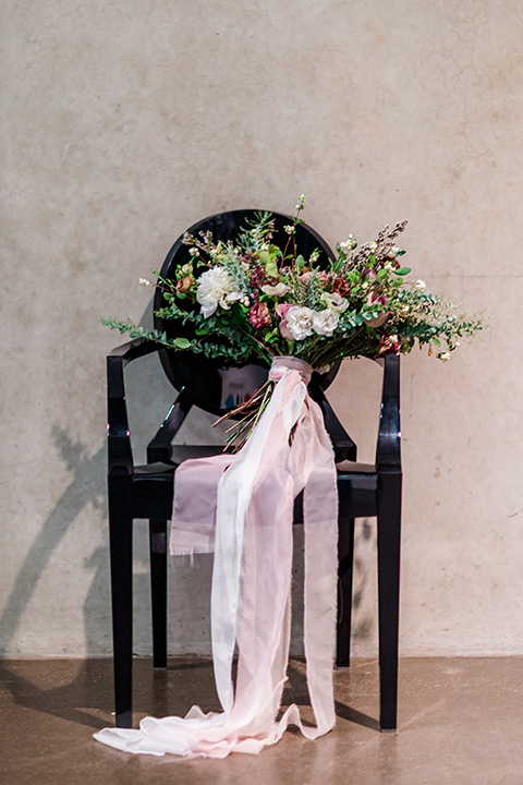 Childrens-museum-shoot-bouquet-on-chair