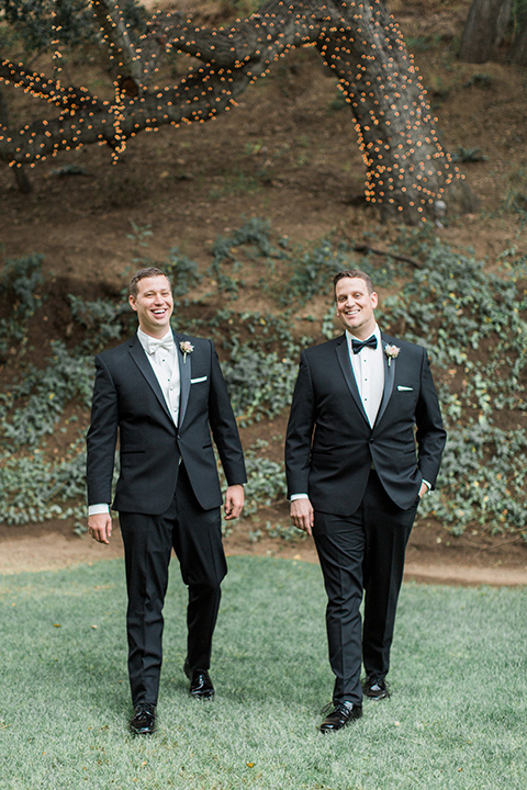 los-willows-wedding-groomsmen-groom-and-groomsmen-in-a-traditional-black-tuxedo-with-black-bow-tie-and-tuxed-shoes