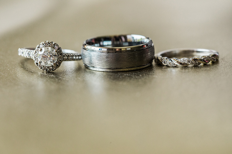 Avenue-of-the-arts-wedding-rings