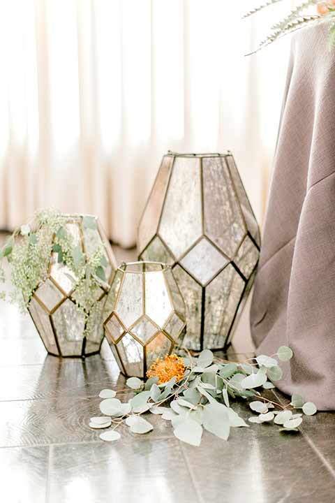 estate-on-second-shoot-glass-candle-lanterns