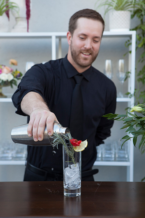 parq-west-shoot-bartender-pouring-drinks