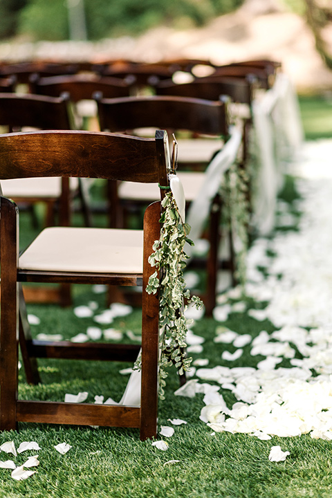 skypark-styled-shoot-ceremony-chairs