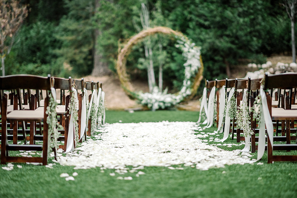 skypark-styled-shoot-ceremony-space