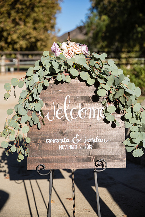 Garden-Wedding-welcome-sign