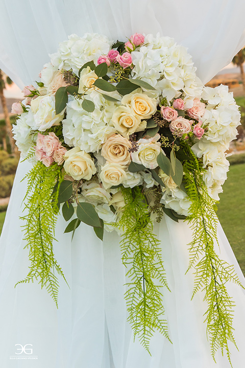 Bears-Best-Venue-Wedding-Shoot-ceremony-floral-decor