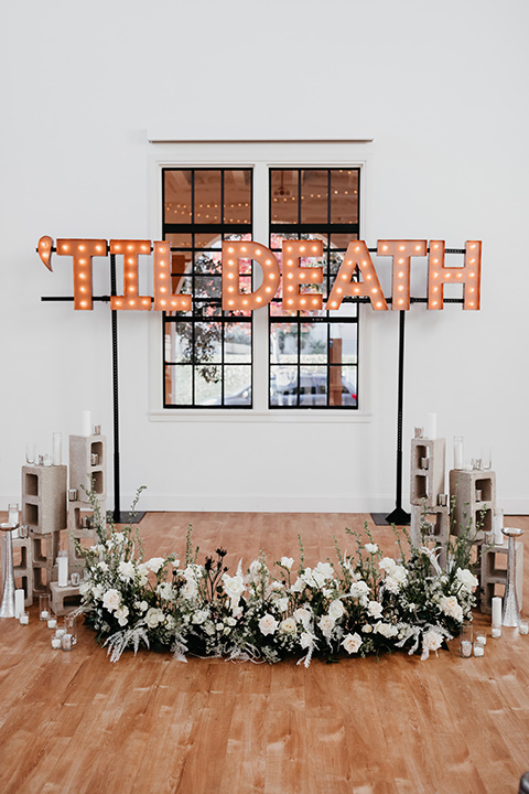 Building-177-Styled-Shoot-marquee-letters-and-cinderblock-décor-at-the-ceremony-space