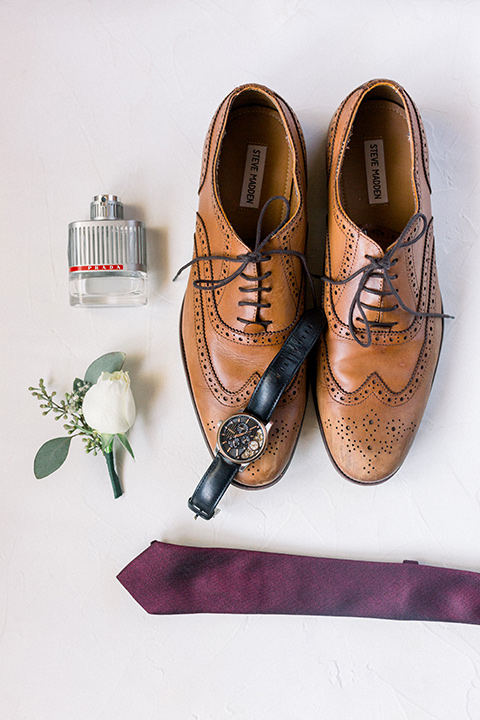 red-barn-wedding-groom-accessories