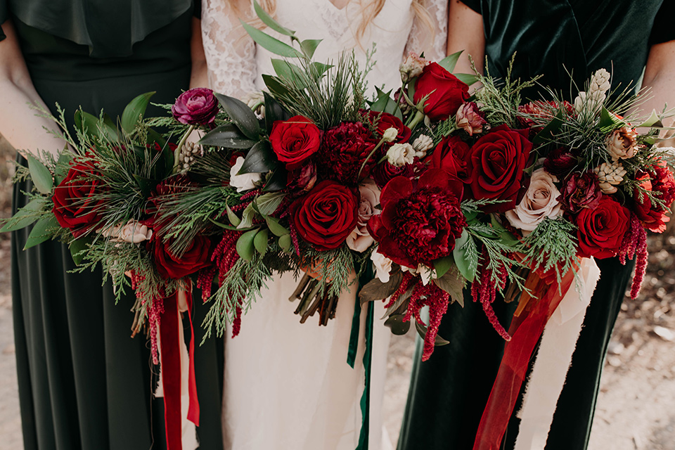 Highway-West-Vacations-bridal-flowers-in-deep-red-shades