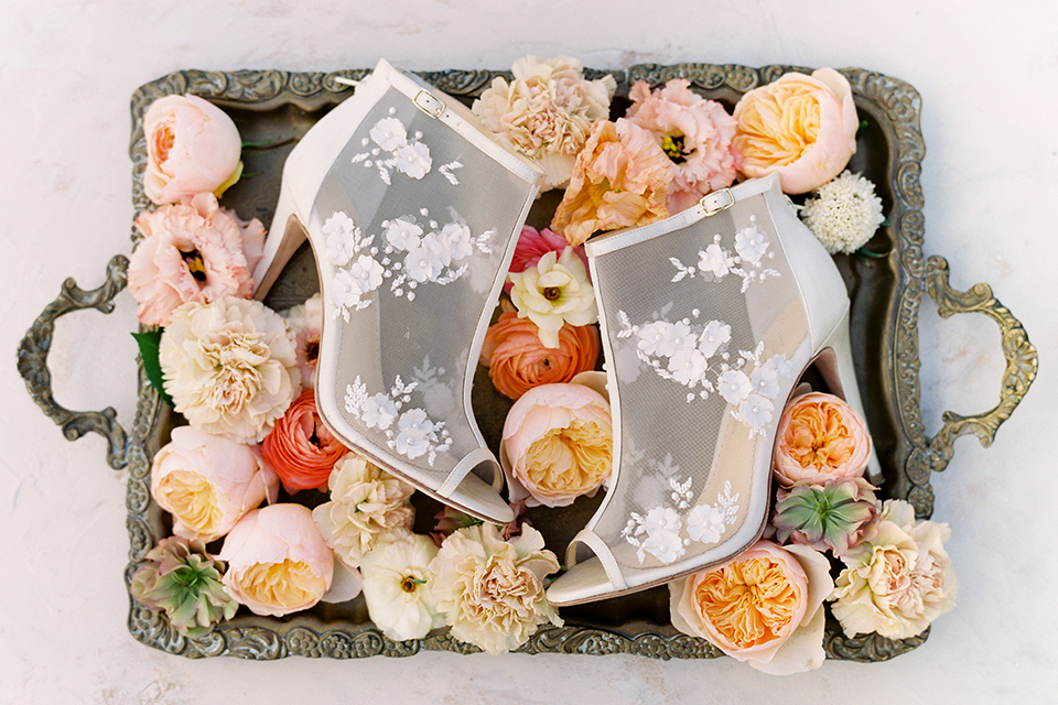 italian-style-wedding-bridal-hight-heeled-lace-boots