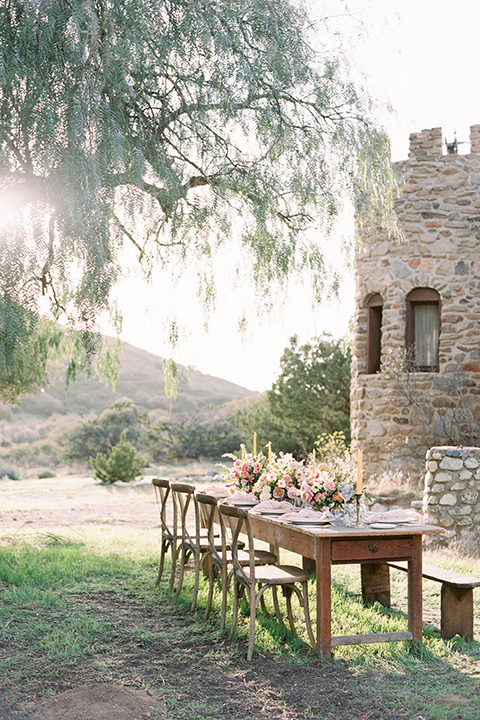 italian-style-wedding-table-and-landscape