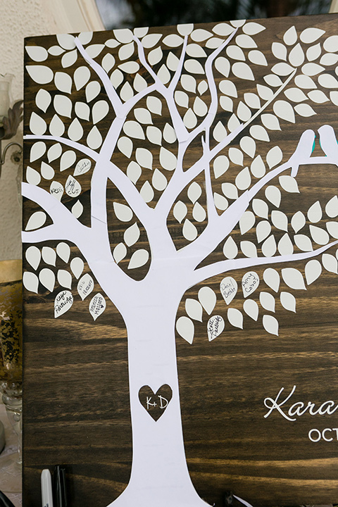 Villa de Amore guestbook shaped like a tree with leaves that have names