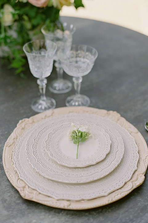 Kimberly-crest-house-shoot-table-settings-with-gold-plated-flatware-and-dishes