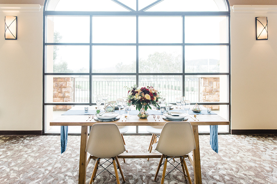 Los Robles Greens Shoot table and chairs white hard chairs with a wooden table