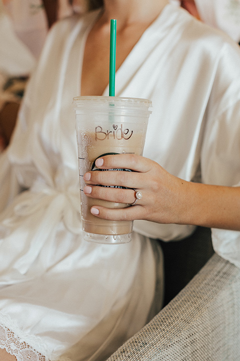 monarch-beach-resort-bride-and-her-starbucks