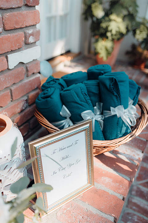 orange-county-wedding-blankets