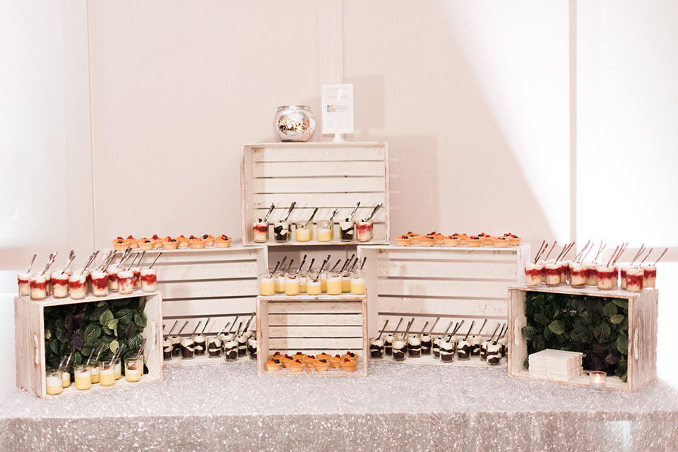 rock-n-roll-wedding-style-dessert-bar