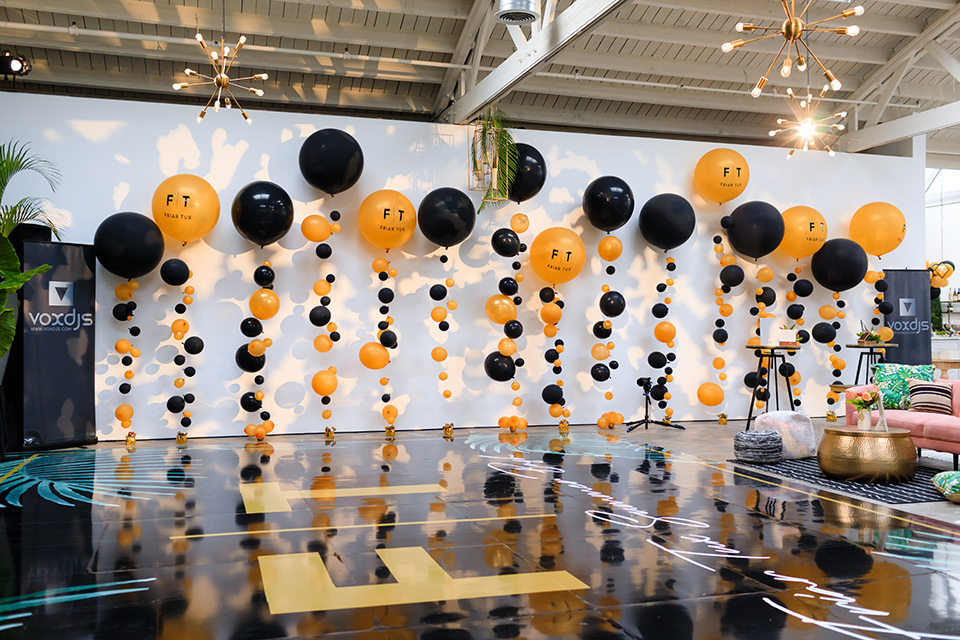 Friar-Tux-Summer-Bash-balloons