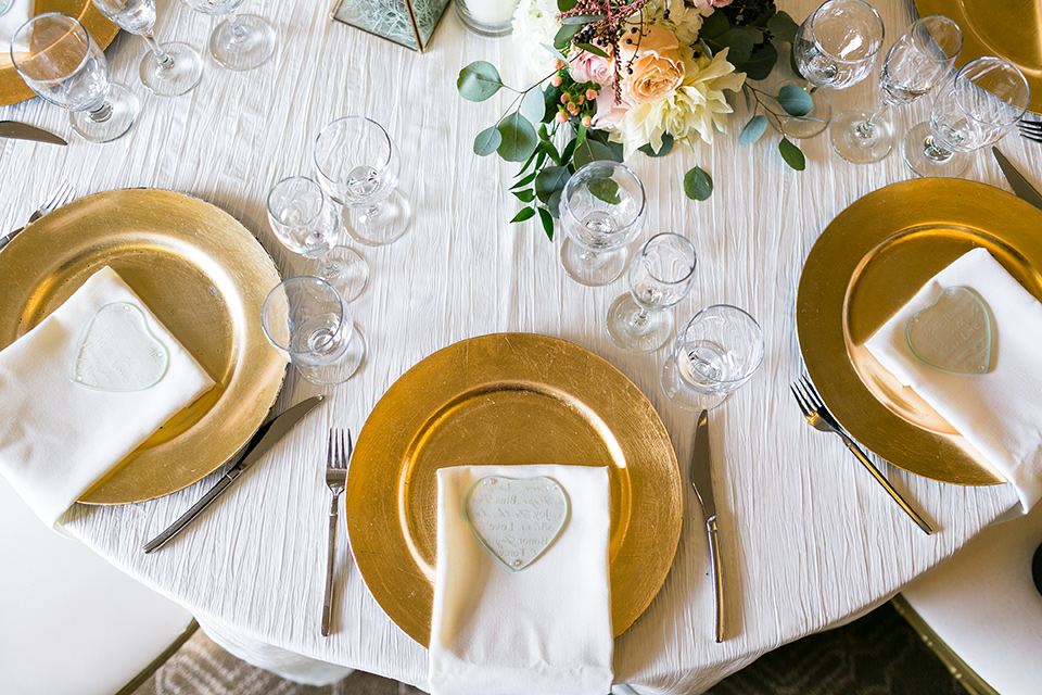 Vellano-Country-Club-flatware-in-gold-with-white-linens