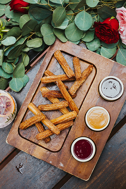 loquita-shoot-churros