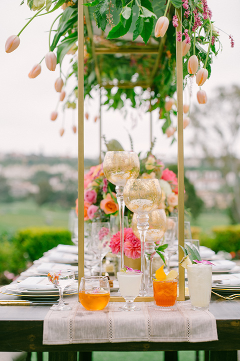 omni-la-costa-tablescae-with-tall-flowers