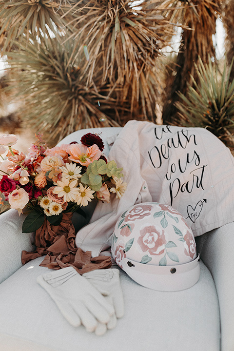 Rim-Rock-Ranch-Shoot-bridal-accessories-on-a-chair