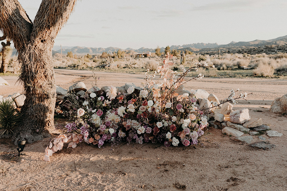 Rim-Rock-Ranch-Shoot-ceremony-florals