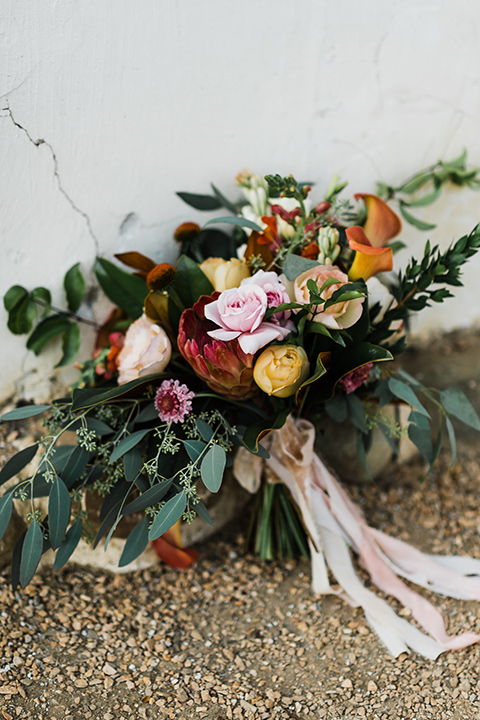 Olivas-Adobe-spanish-inspired-shoot-florals