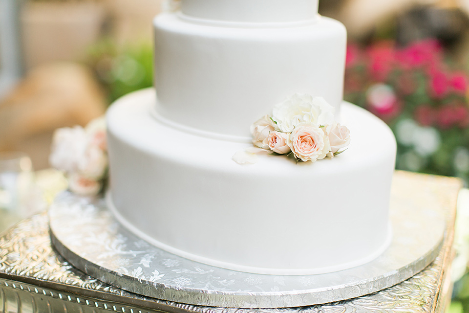 tropical-wedding-at-the-grand-tradition-cake