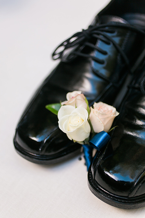 tropical-wedding-at-the-grand-tradition-groom-shoes