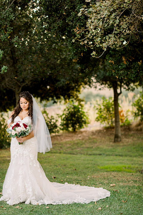  bride in a Spanish style lace gown 