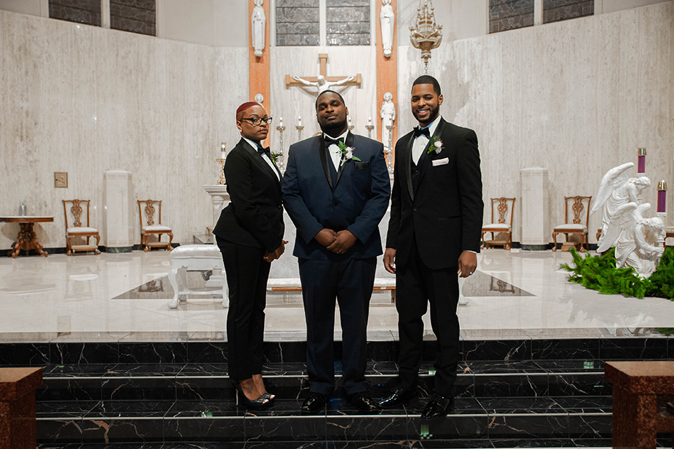  sister wears a tuxedo at brothers wedding 