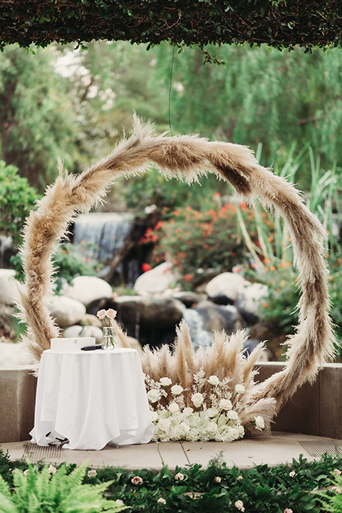  pampas grass arch 