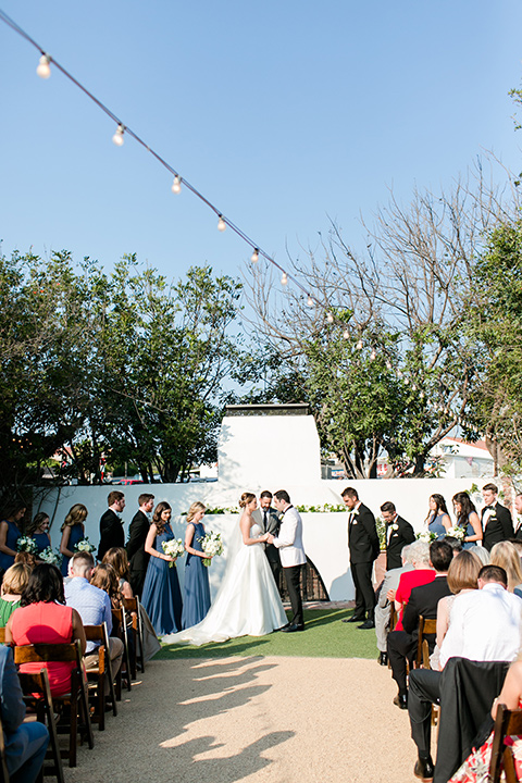  bride in a ballgown with a sweetheart neckline 