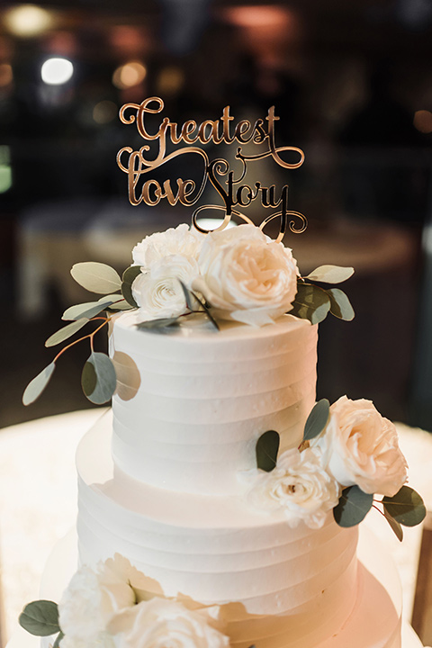  white cake with flowers