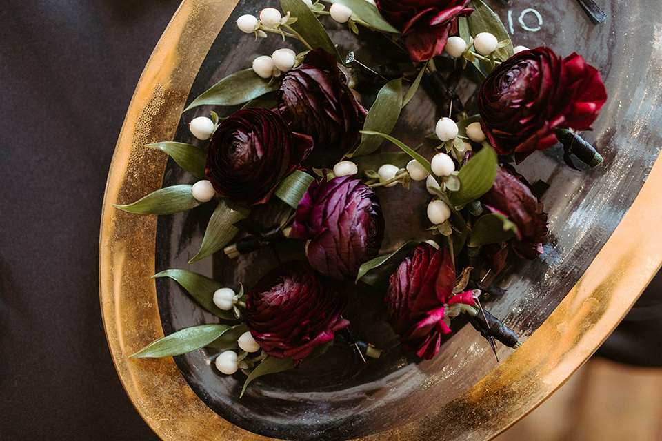 florals and boutonnières