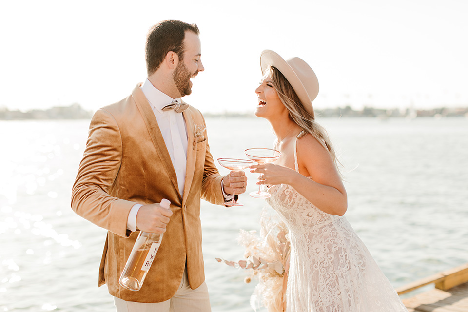  1970s golden hour boat elopement – cheersing 