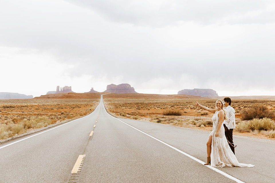  bohemian elopement in antelope canyon – crossing the street 
