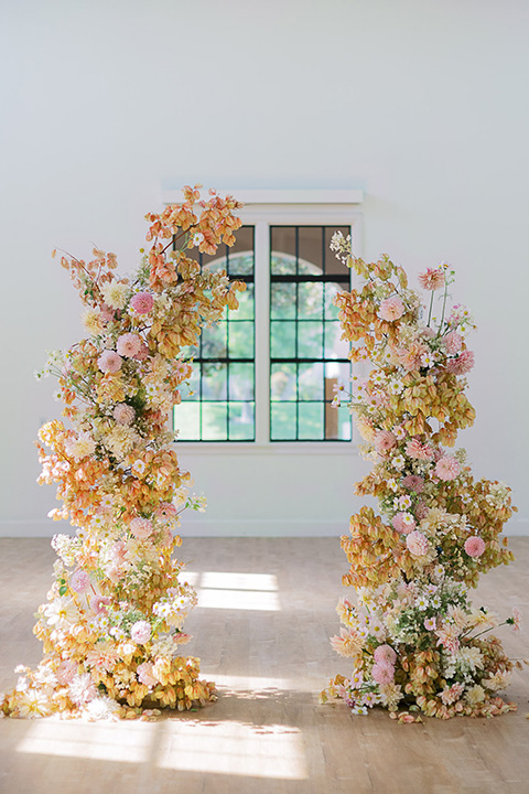  building 177 romantic coral wedding – ceremony arch 