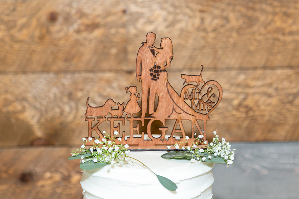  garden California floral wedding – cake topper 