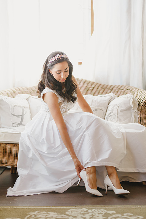  red and blue farmhouse wedding – bride 