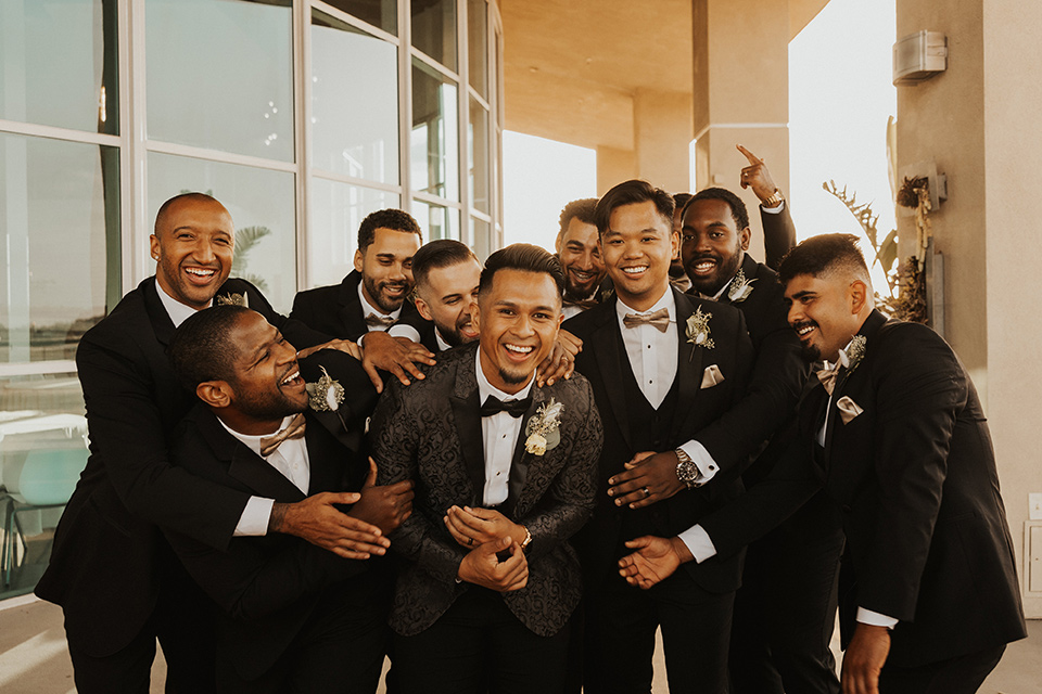  black + neutral modern wedding – groomsmen