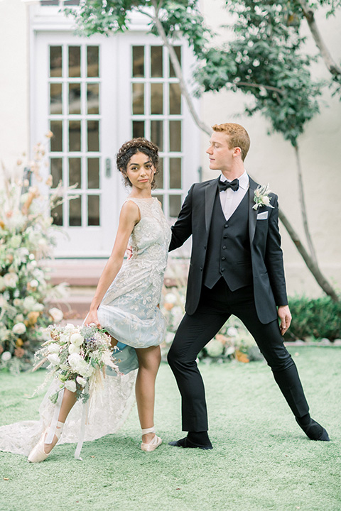  ballerina shoot with black tie style – couple dancing  