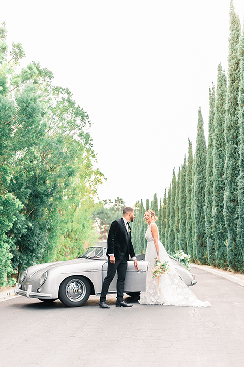  caramel mountain wedding with  black tie flare and the groom in a black velvet tuxedo – cake 