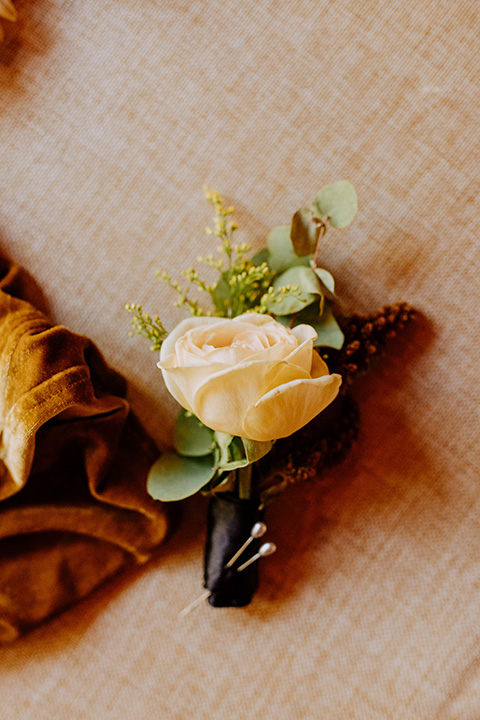  rustic bohemian wedding with brown and gold color scheme – couple in smoke bomb