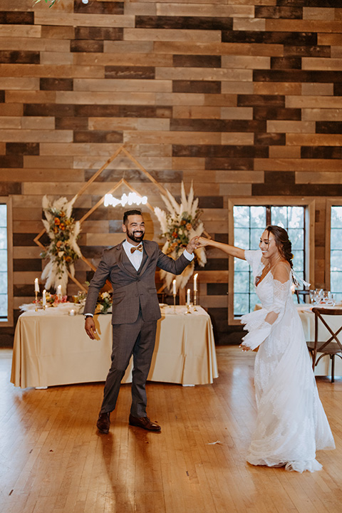  rustic bohemian wedding with brown and gold color scheme – first dance 