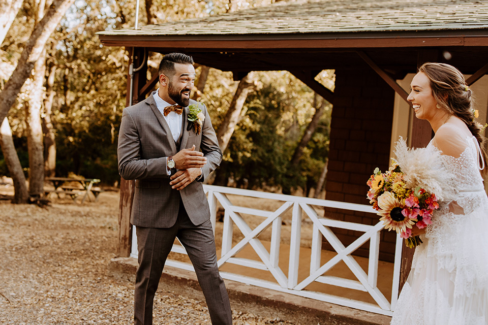  rustic bohemian wedding with brown and gold color scheme – first look and laughs 