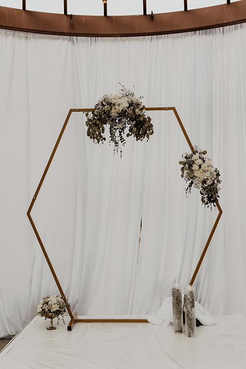  neutral modern wedding – arch 