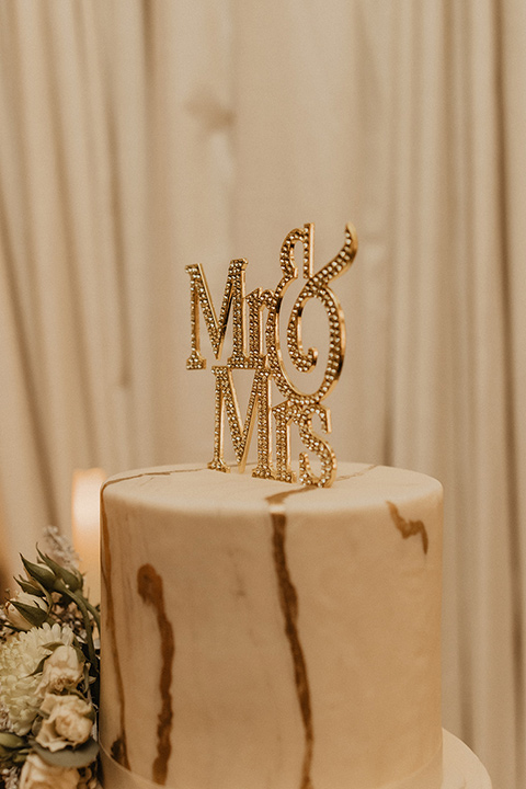  neutral modern wedding – cake 