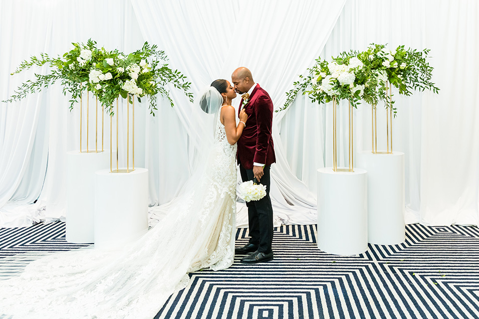  glitz and glam shoot at the Hotel Indigo – ceremony space 