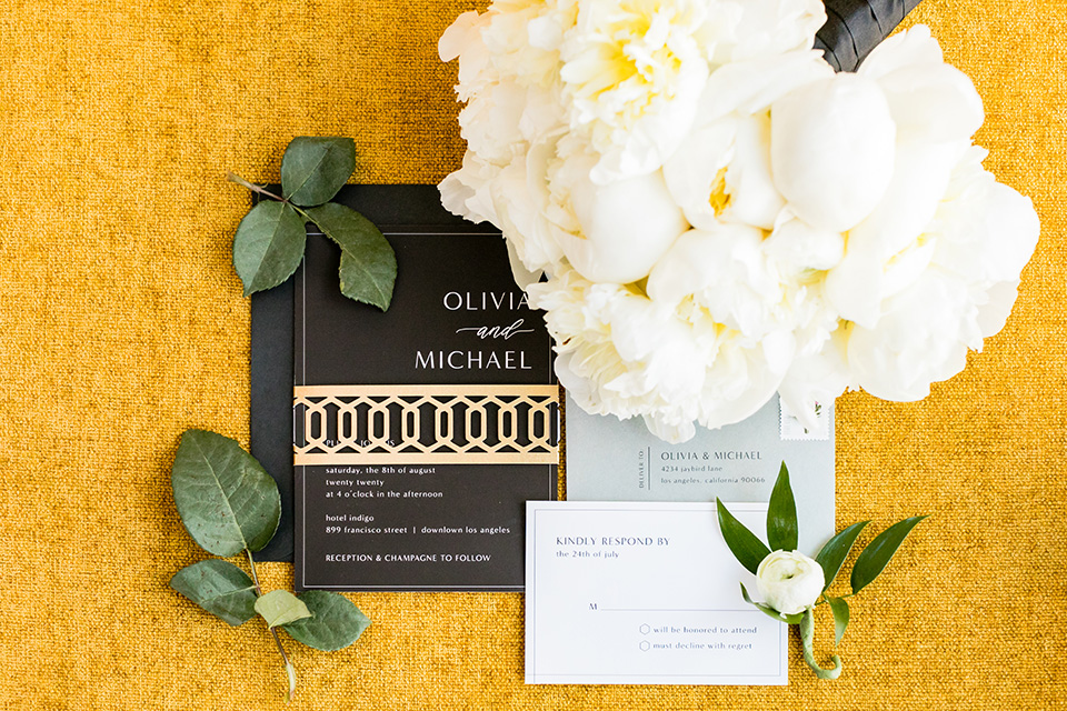  glitz and glam shoot at the Hotel Indigo – invitations 